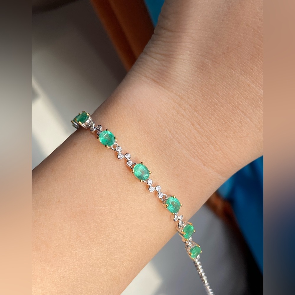 NEW emerald chain bracelet with 925 sterling silver chain
